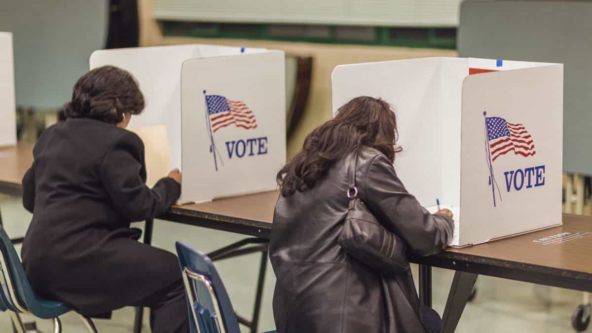 Auguring the 2018 U.S. Midterm Elections