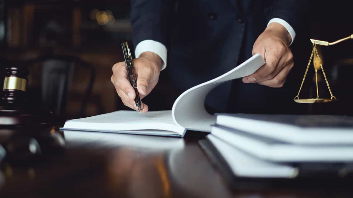 Court compares bitcoin to currency when dismissing lawsuit