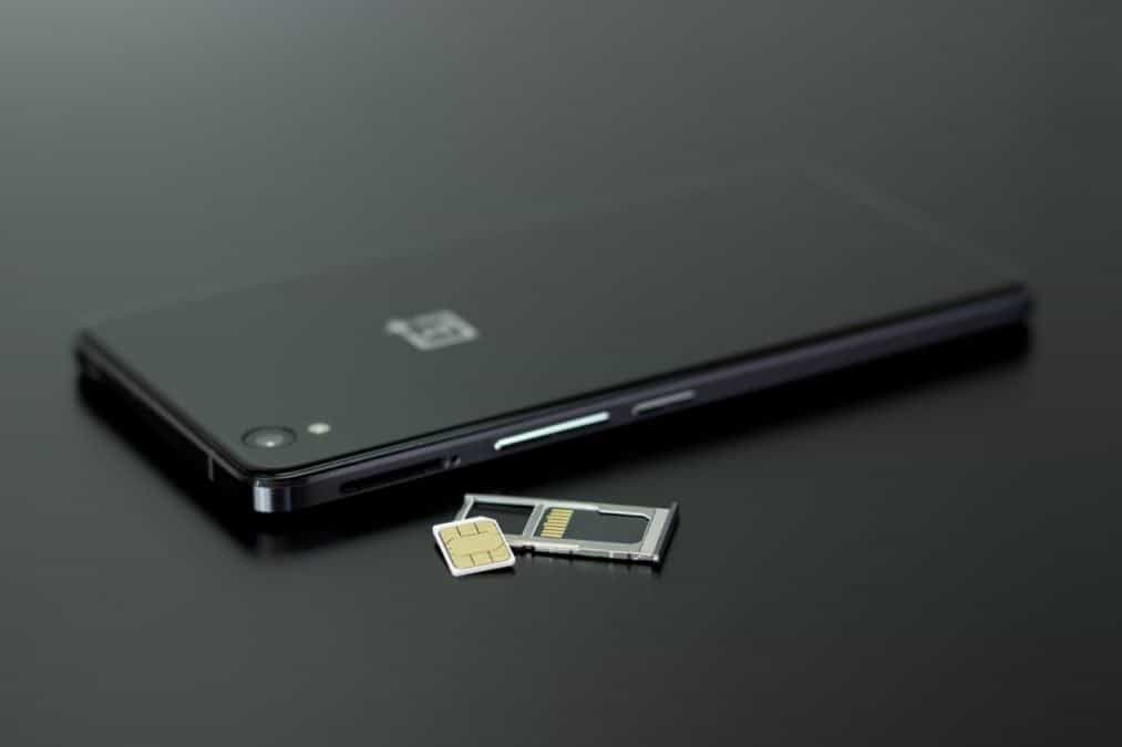 US authorities arrest 2 in alleged SIM swap cryptocurrency theft scheme