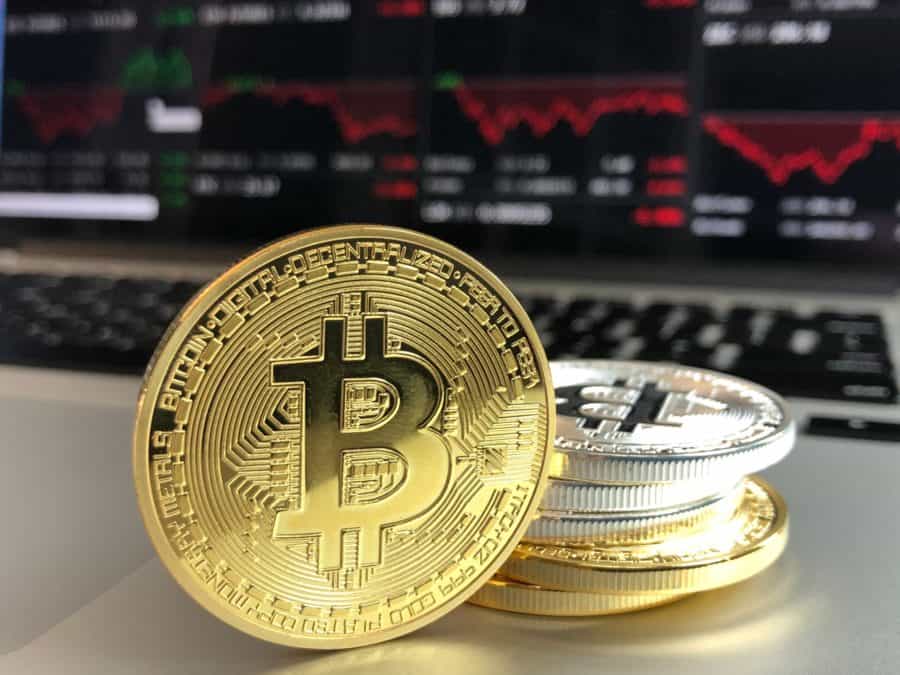 Former CFTC chairman calls on Congress to strengthen crypto regulation
