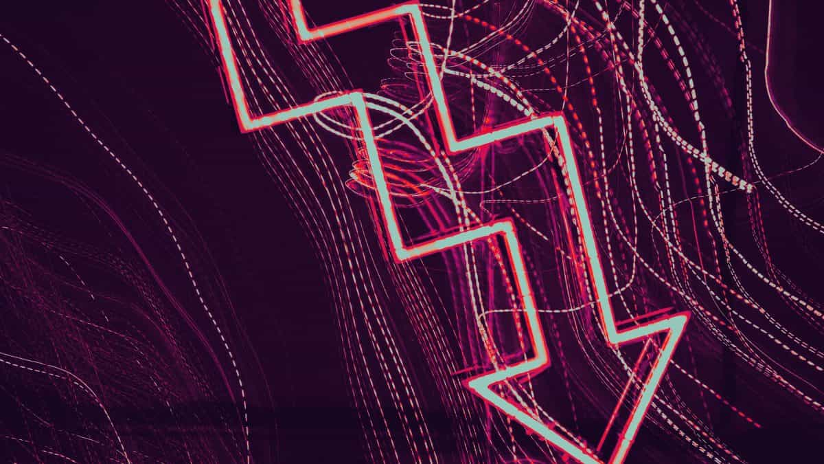 Crypto liquidations near $10 billion in historic drawdown following Trump's 100% tariffs on China