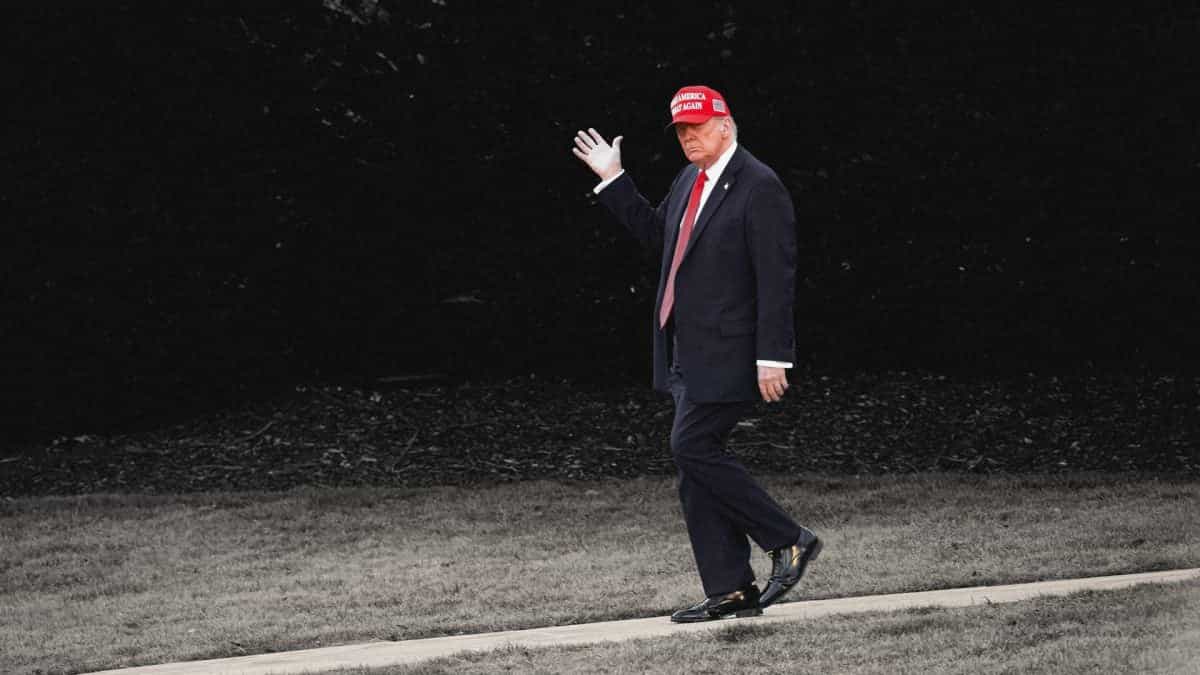 Democrats, Republicans hold dueling crypto roundtables as clashes over Trump’s role mount