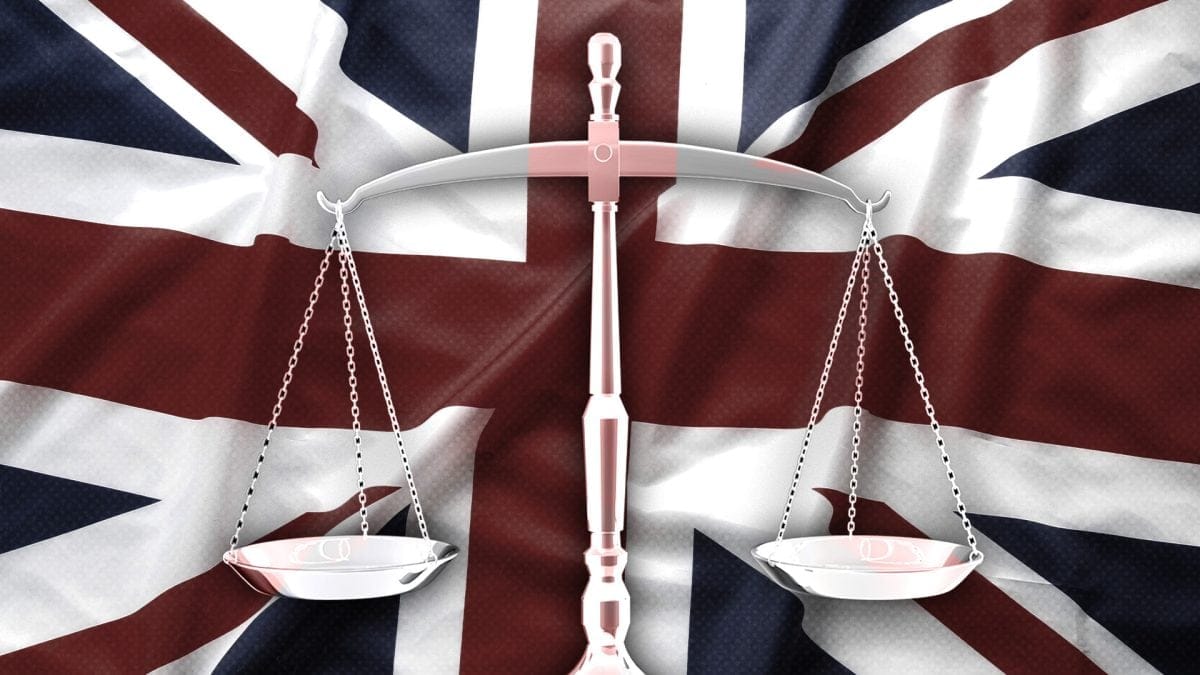 Can UK investors buy US spot Bitcoin ETFs?