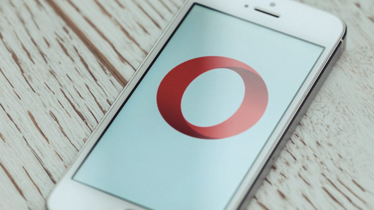 Opera now lets US users buy bitcoin and ether via Apple Pay