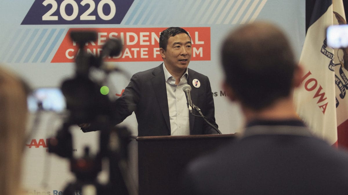 2020 US presidential hopeful Andrew Yang details his plan to regulate crypto at a national level