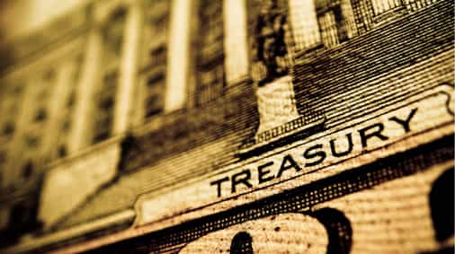 Amid market turbulence, short and long-term Treasury yields invert for the first time since early April