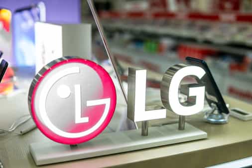 LG preparing to launch blockchain smartphones - Report