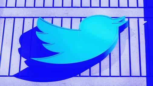 Crypto Twitter's run of gold checks and square profile pictures comes to an end (for now)