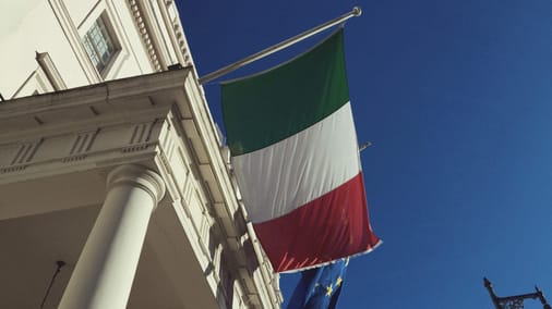 Italy warns crypto firms to meet year-end MiCA deadline or shut down