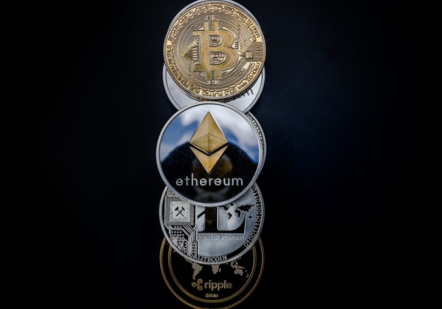 The cryptocurrency space is a ‘no-man’s land’ right now, says CMS Holdings partner Bobby Cho