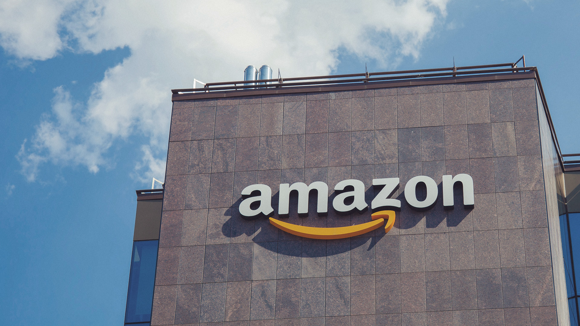 Amazon wants to hire a digital currency and blockchain product lead